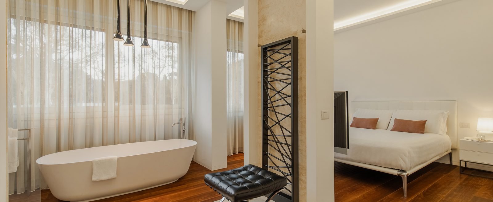 Soggiorno dell'appartamento Grand Residence Roma (formato wide 1600x658)